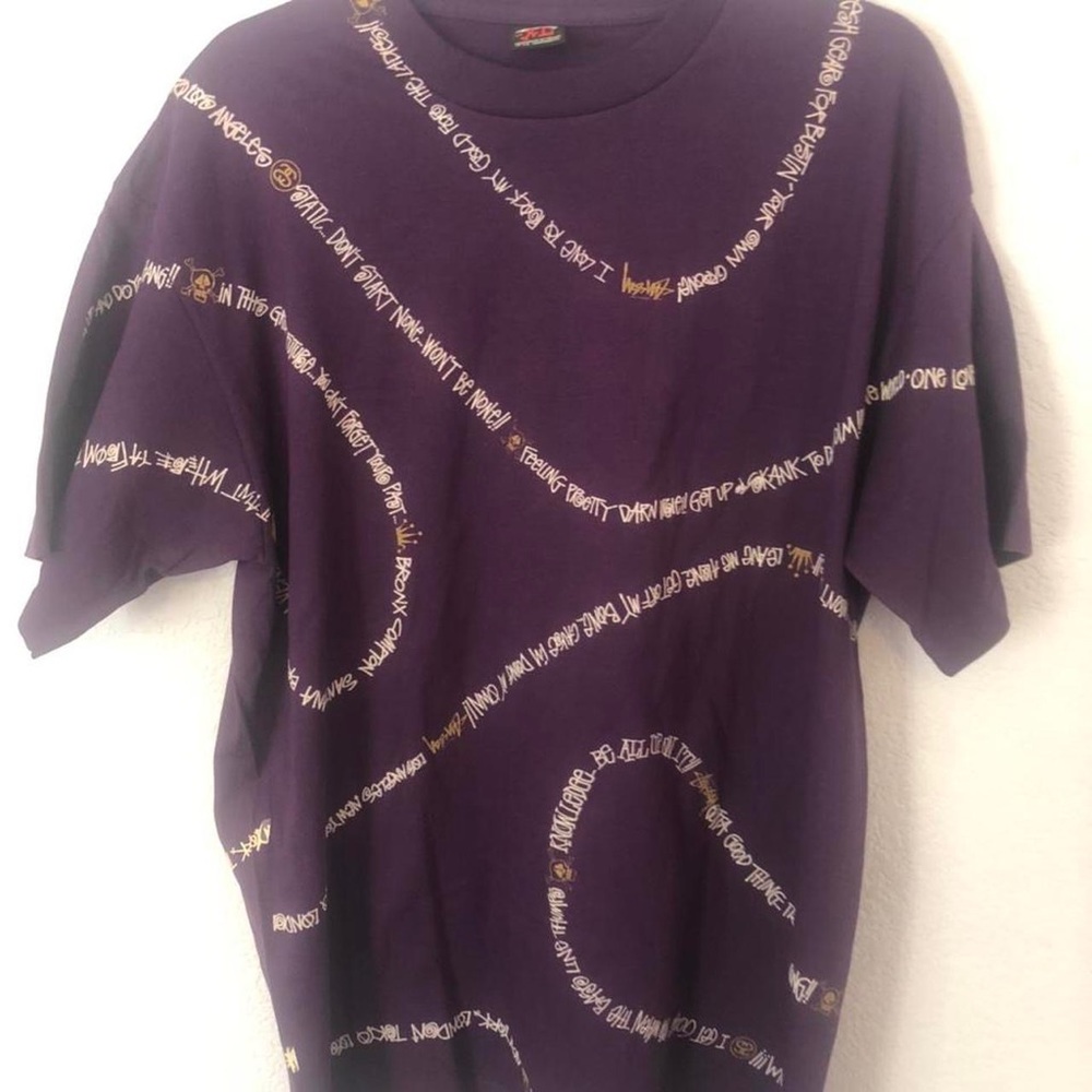 STUSSY GRAPHIC T-Shirt (PURPLE)